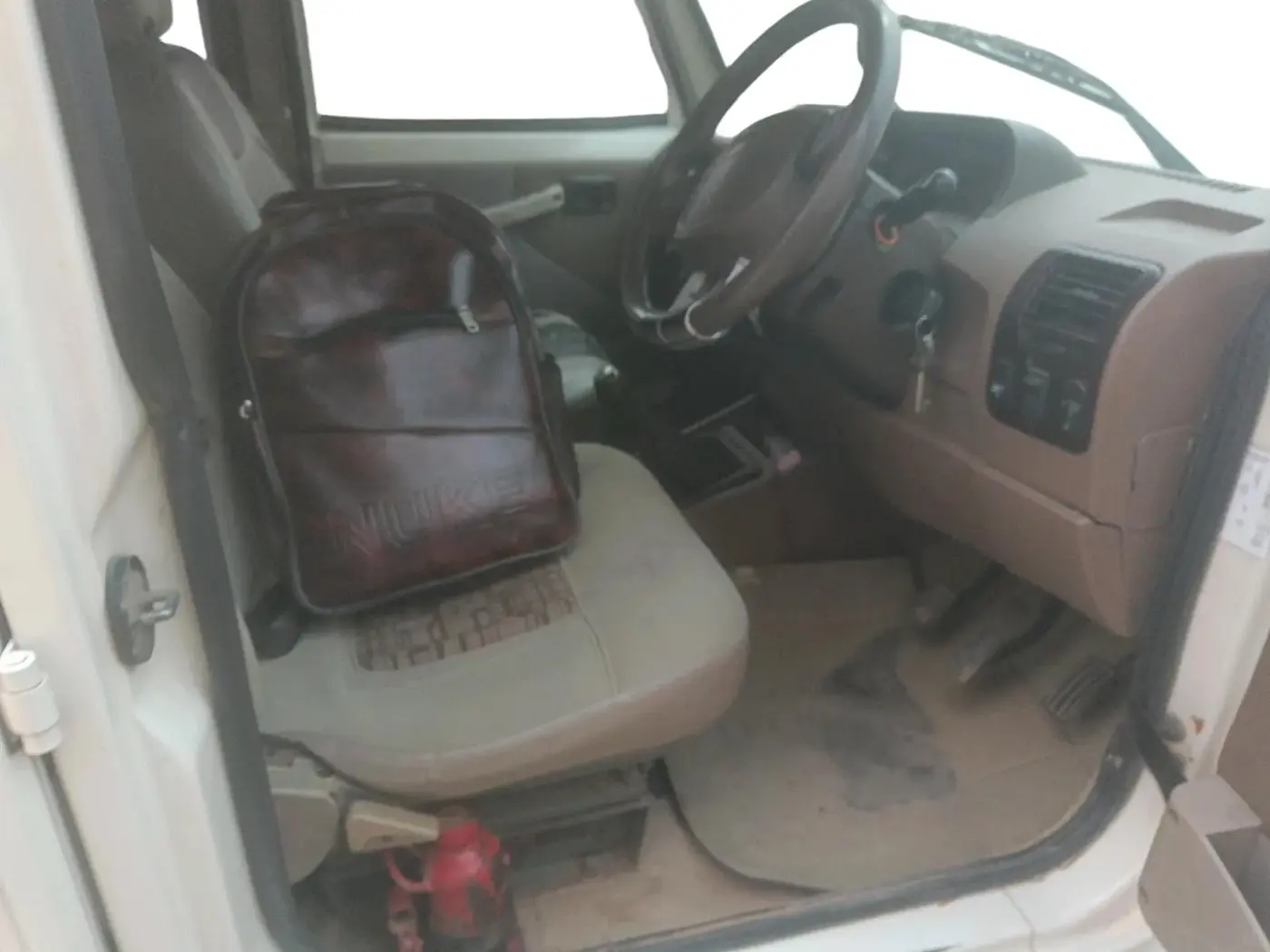 2016 Mahindra Bolero SLX BS-III, Diesel, Manual, 1,57,000 km, interior