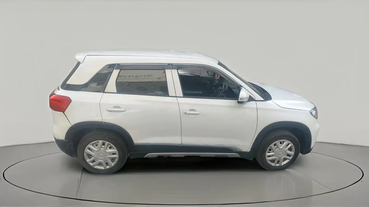 2022 Maruti Vitara Brezza LXI, Petrol, Manual, 39,179 km, exterior
