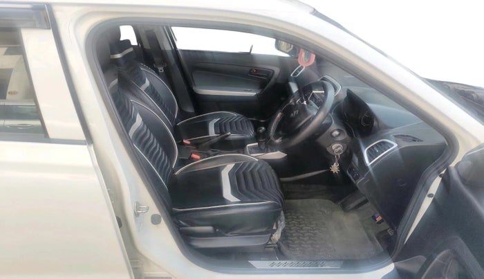 2022 Maruti Vitara Brezza LXI, Petrol, Manual, 39,179 km, interior