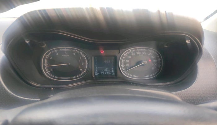 2022 Maruti Vitara Brezza LXI, Petrol, Manual, 39,179 km, interior