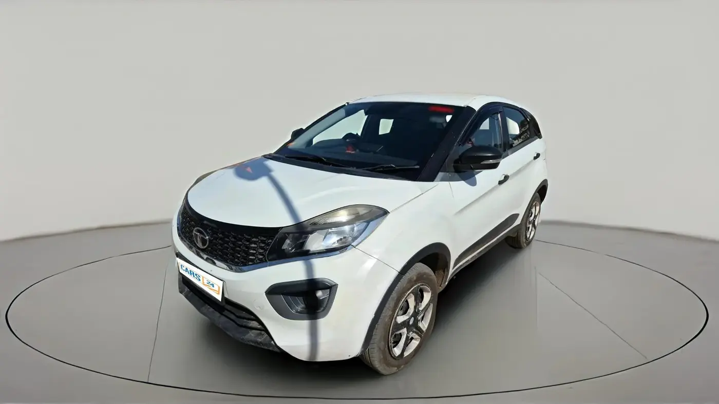 2018 Tata NEXON XM PETROL, Petrol, Manual, 83,846 km, exterior