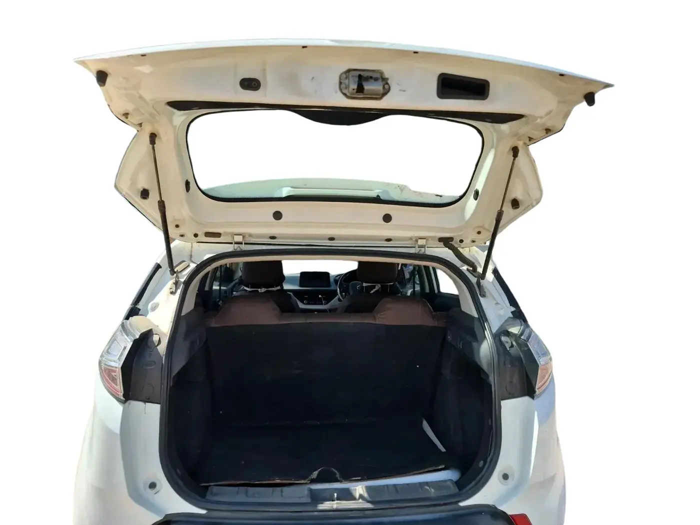 2018 Tata NEXON XM PETROL, Petrol, Manual, 83,846 km, exterior