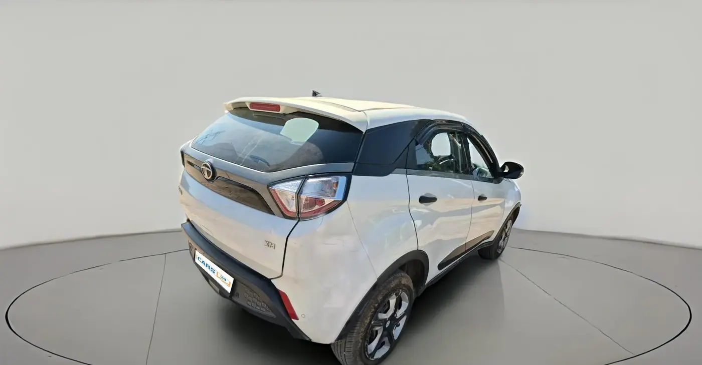 2018 Tata NEXON XM PETROL, Petrol, Manual, 83,846 km, exterior