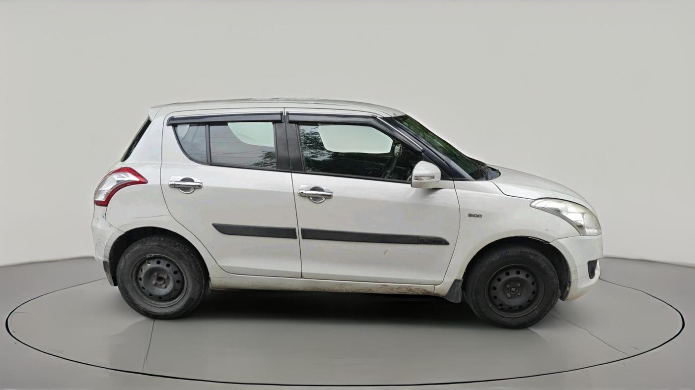 2013 Maruti Swift VDI, Diesel, Manual, 1,75,995 km, exterior