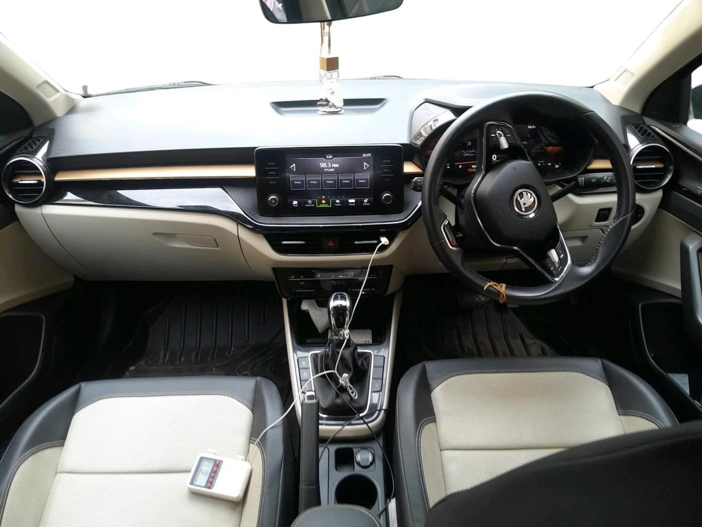 2022 Skoda SLAVIA STYLE 1.0L TSI AT, Petrol, Automatic, 9,644 km, interior
