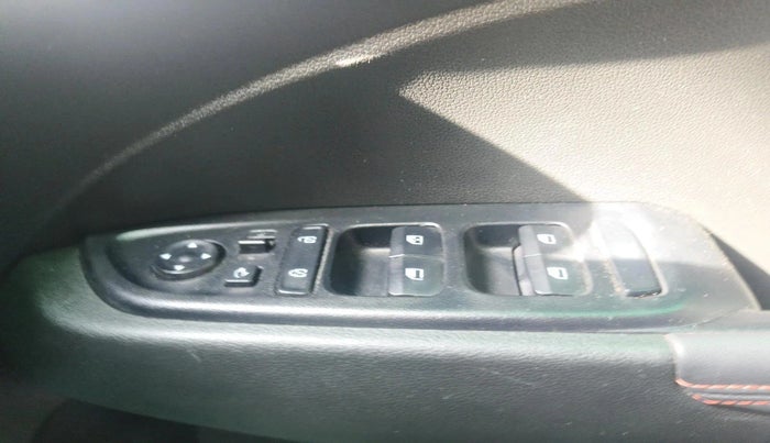 2023 Hyundai VENUE N LINE N8 1.0 TURBO DCT, Petrol, Automatic, 21,433 km, interior