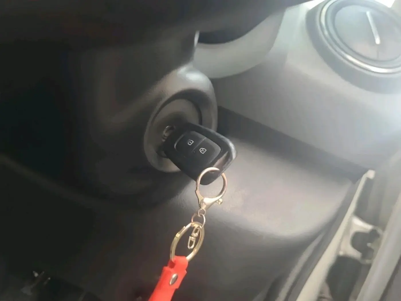 2018 Renault Kwid RXT 1.0 AMT (O), Petrol, Automatic, 55,841 km, interior