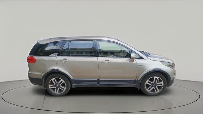 2017 Tata Hexa XTA 4X2 7 STR, Diesel, Automatic, 1,38,249 km, exterior