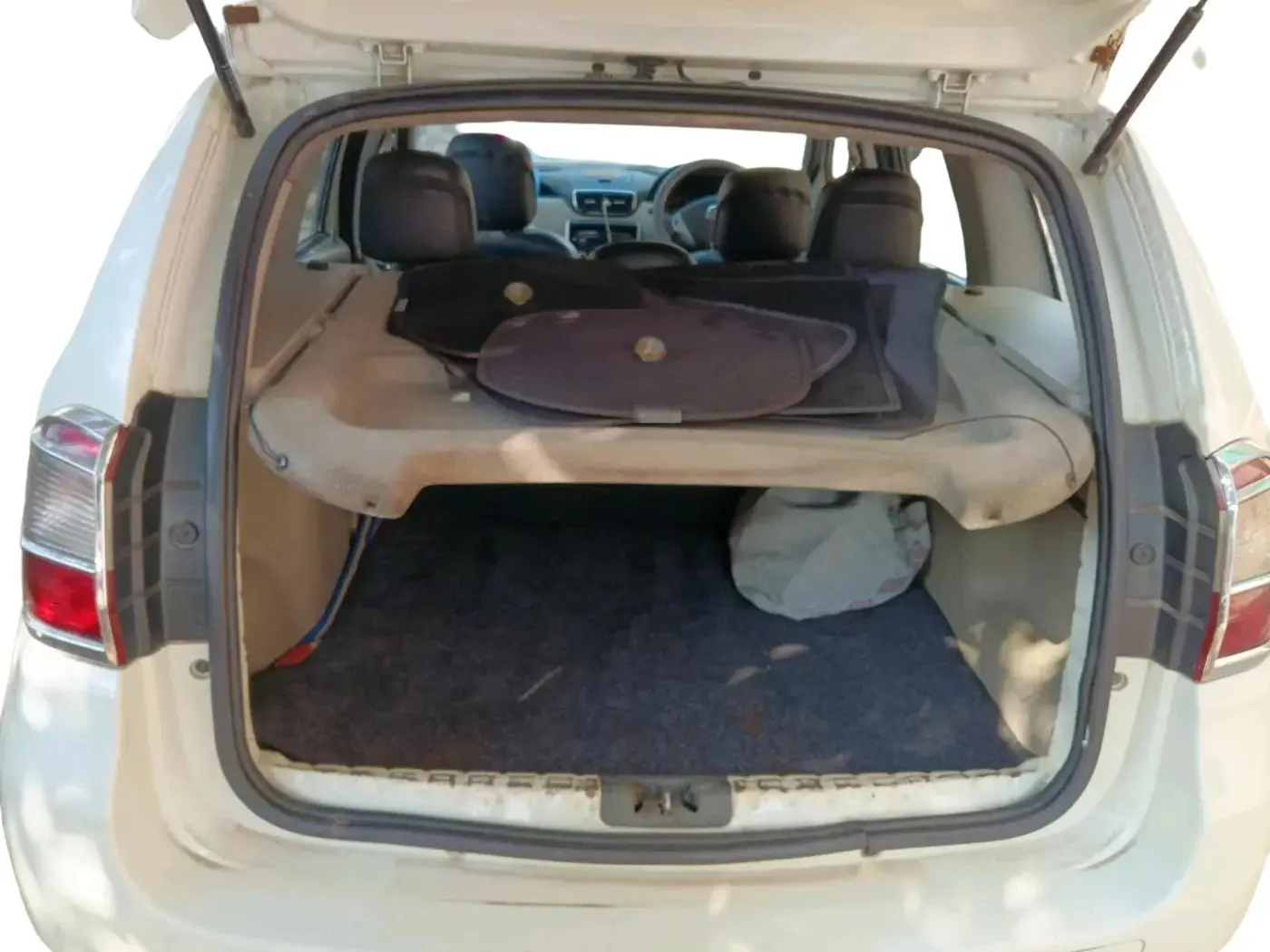 2015 Nissan Terrano XL (D), Diesel, Manual, 1,56,197 km, exterior