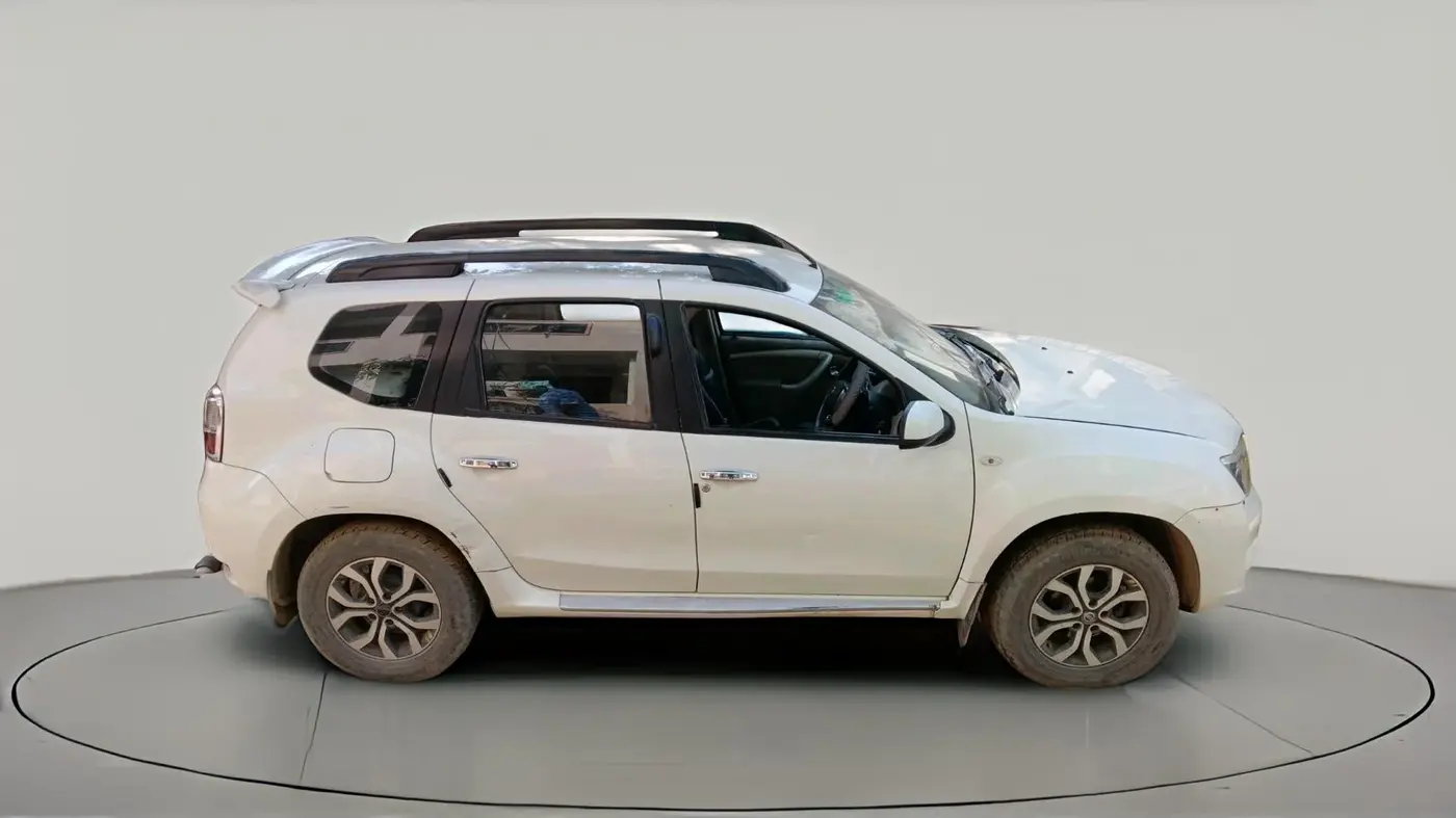 2015 Nissan Terrano XL (D), Diesel, Manual, 1,56,197 km, exterior