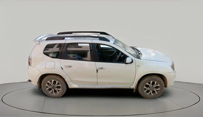 2015 Nissan Terrano XL (D), Diesel, Manual, 1,28,748 km, exterior