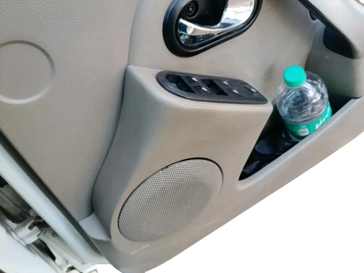2015 Nissan Terrano XL (D), Diesel, Manual, 1,56,197 km, interior