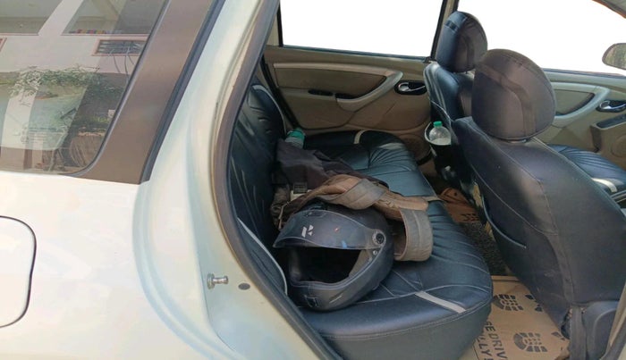 2015 Nissan Terrano XL (D), Diesel, Manual, 1,28,748 km, interior