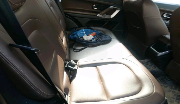 2019 Tata Harrier XZ 2.0L, Diesel, Manual, 1,00,112 km, interior