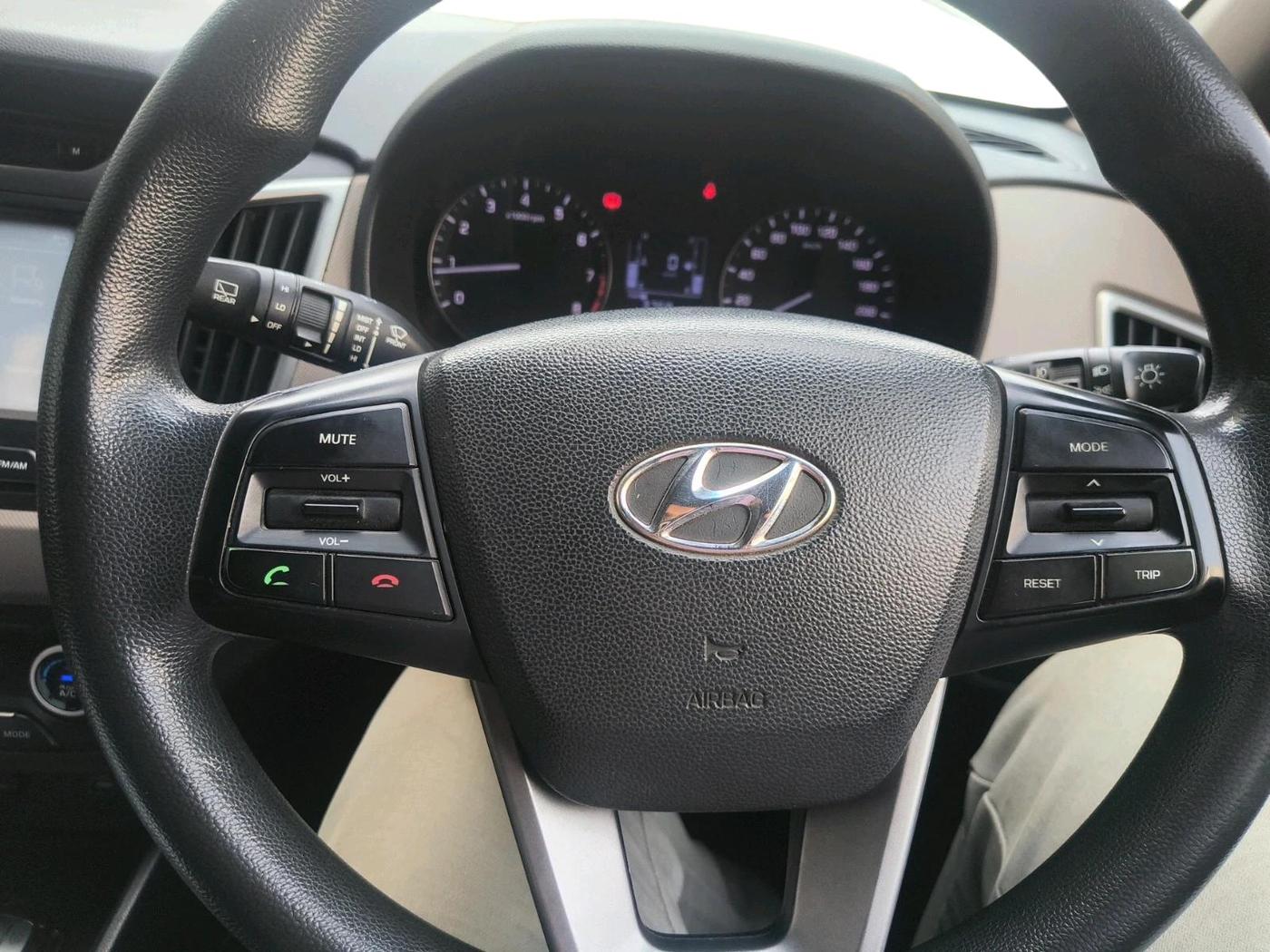 2016 Hyundai Creta SX PLUS 1.6 PETROL, Petrol, Manual, 66,947 km, interior
