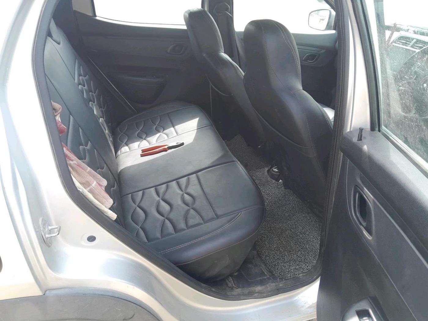 2020 Renault Kwid RXT 1.0 (O), Petrol, Manual, 93,501 km, interior