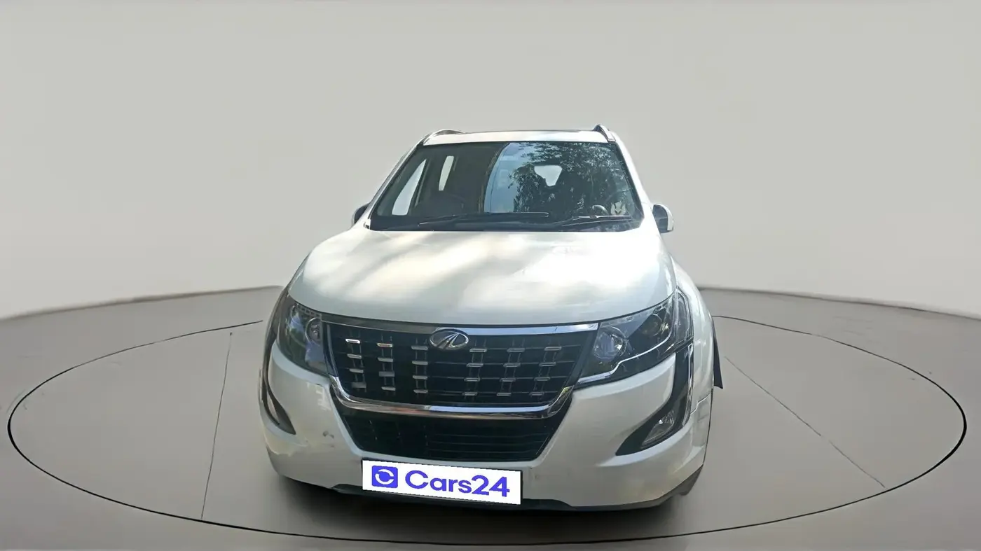 2019 Mahindra XUV500 W9, Diesel, Manual, 43,118 km, exterior