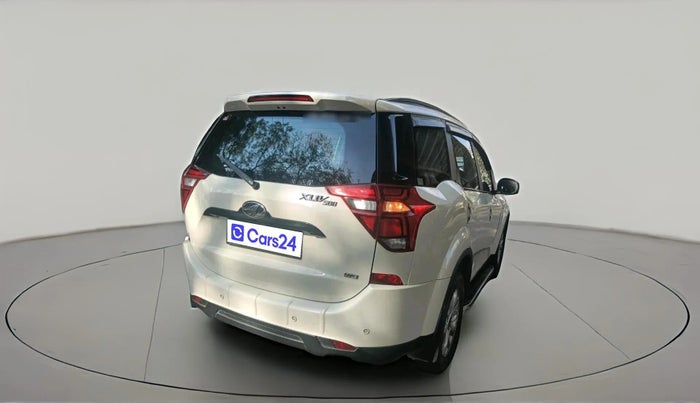 2019 Mahindra XUV500 W9, Diesel, Manual, 43,118 km, exterior