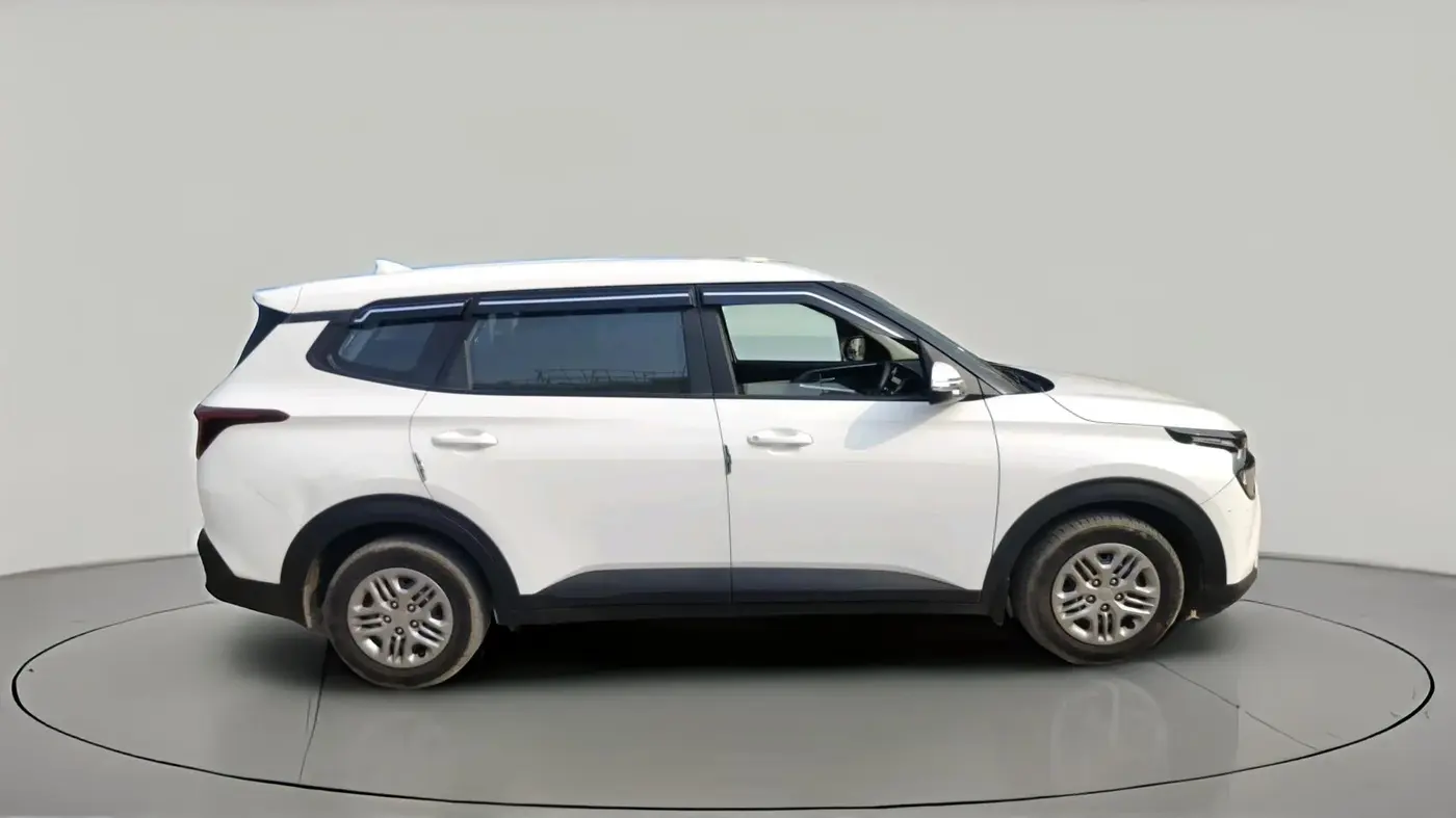 2024 KIA CARENS Premium (O) 1.5 Petrol 7 STR, Petrol, Manual, 25,000 km, exterior