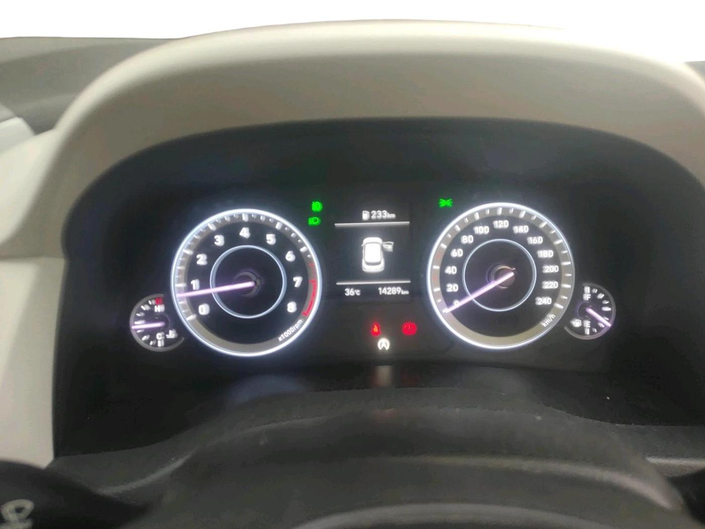 2023 Hyundai Creta SX 1.5 PETROL, Petrol, Manual, 14,289 km, interior