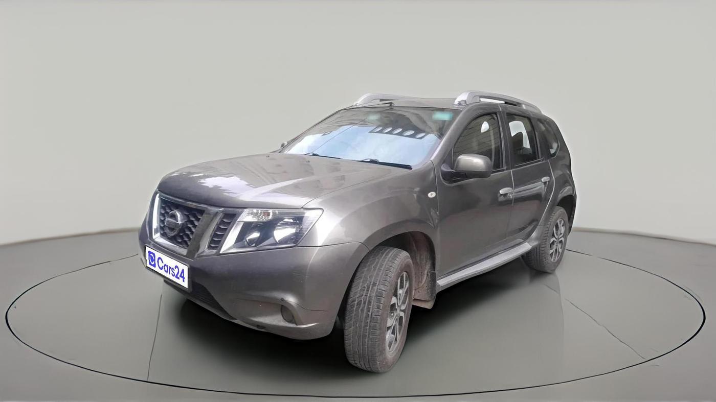 2015 Nissan Terrano XV D THP 110 PS, Diesel, Manual, 1,29,210 km, exterior