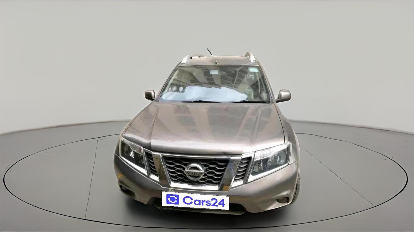 2015 Nissan Terrano XV D THP 110 PS, Diesel, Manual, 1,29,210 km, exterior