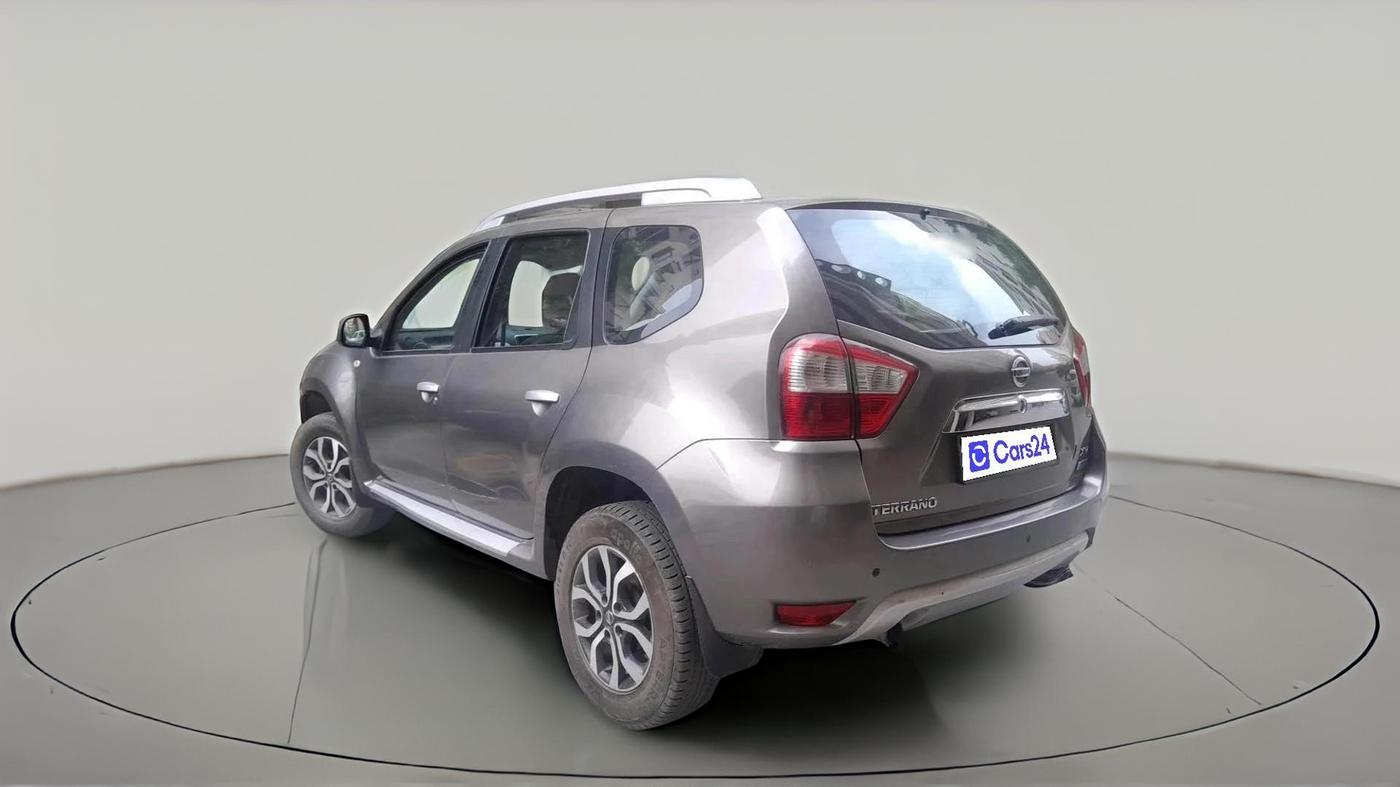 2015 Nissan Terrano XV D THP 110 PS, Diesel, Manual, 1,29,210 km, exterior