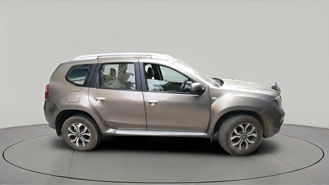2015 Nissan Terrano XV D THP 110 PS, Diesel, Manual, 1,29,210 km, exterior