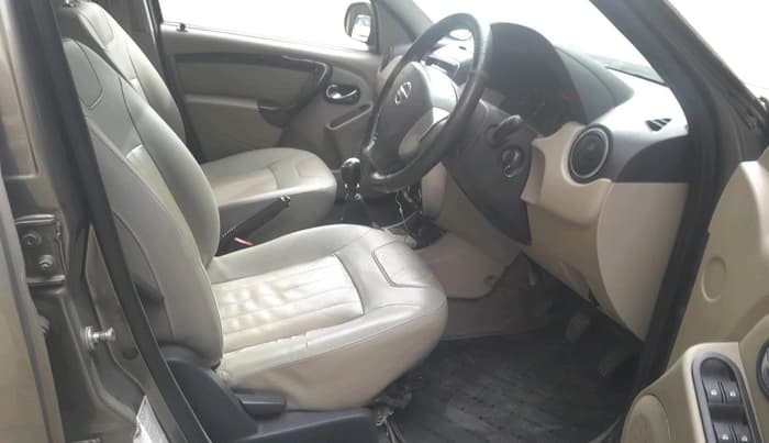 2015 Nissan Terrano XV D THP 110 PS, Diesel, Manual, 1,29,210 km, interior
