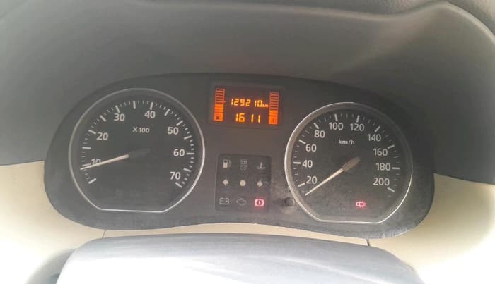 2015 Nissan Terrano XV D THP 110 PS, Diesel, Manual, 1,29,210 km, interior