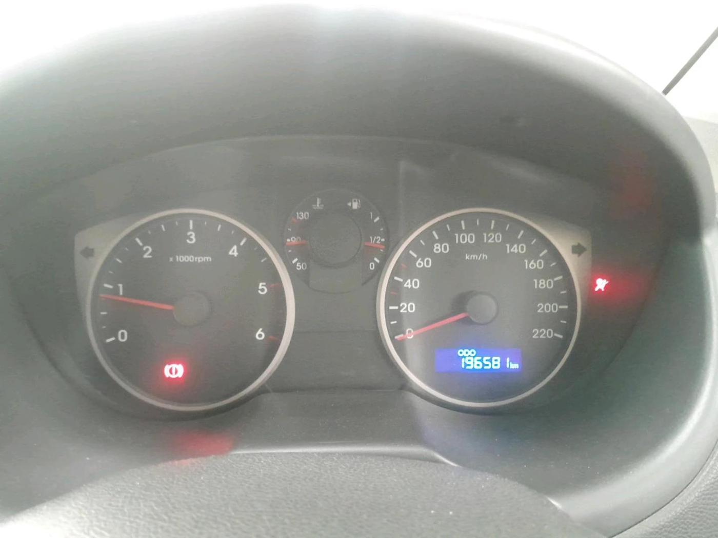 2013 Hyundai i20 SPORTZ 1.4 CRDI, Diesel, Manual, 1,96,581 km, interior