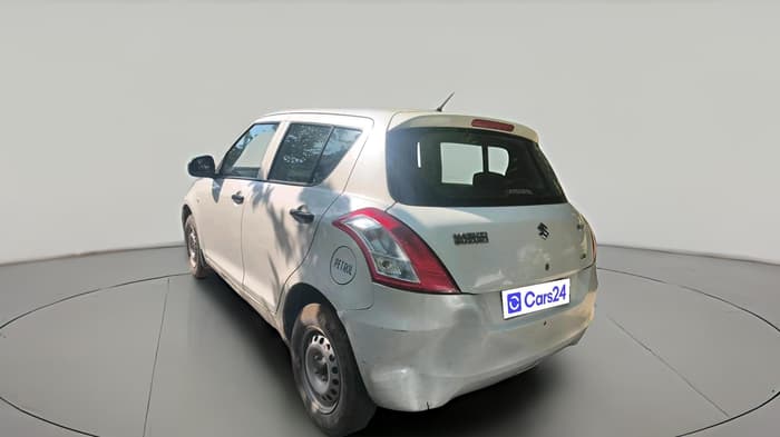 2015 Maruti Swift LXI (O), Petrol, Manual, 1,21,008 km, exterior