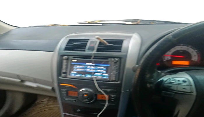 2012 Toyota Corolla Altis G PETROL, Petrol, Manual, 1,73,093 km, interior