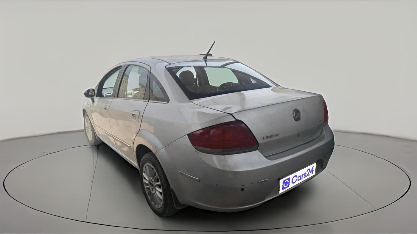 2012 Fiat Linea EMOTION 1.3, Diesel, Manual, 1,56,001 km, exterior