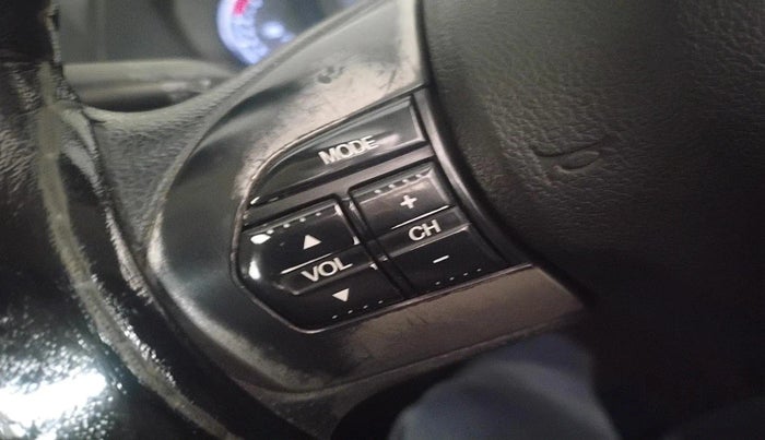 2014 Honda Amaze 1.2L I-VTEC S, Petrol, Manual, 1,34,266 km, interior