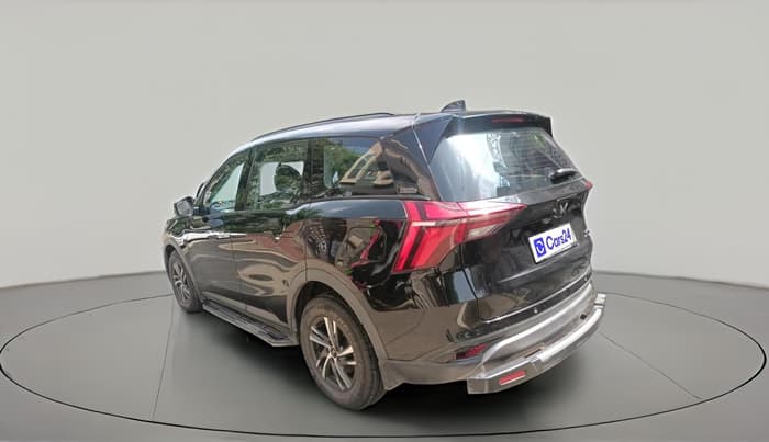 2025 Mahindra XUV700 AX 5 P MT 7 STR, Petrol, Manual, 17,343 km, exterior