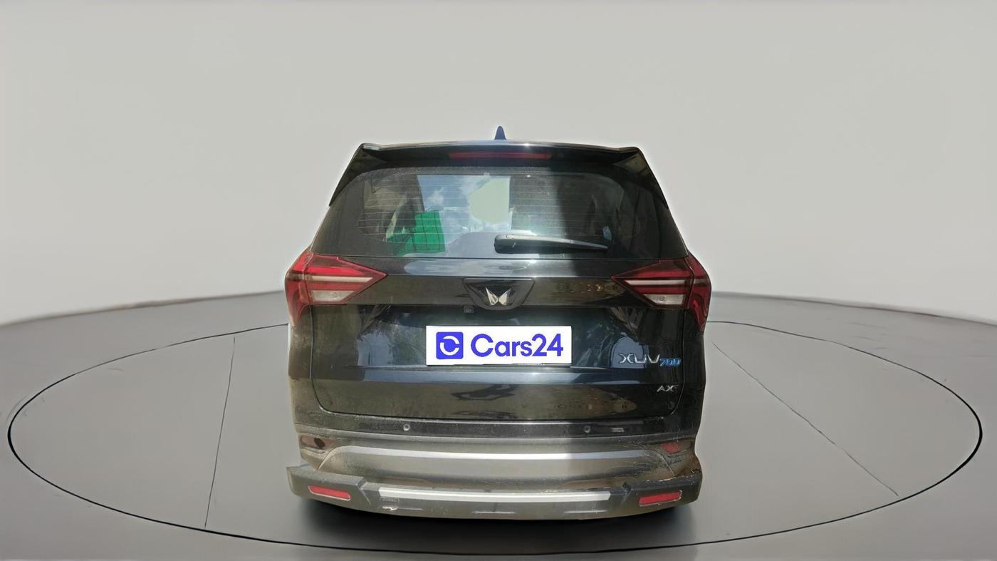 2025 Mahindra XUV700 AX 5 P MT 7 STR, Petrol, Manual, 17,343 km, exterior