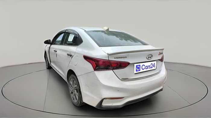 2017 Hyundai Verna 1.6 EX CRDI, Diesel, Manual, 1,30,271 km, exterior