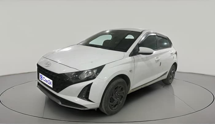 2024 Hyundai NEW I20 MAGNA 1.2 MT, Petrol, Manual, 28,892 km, exterior