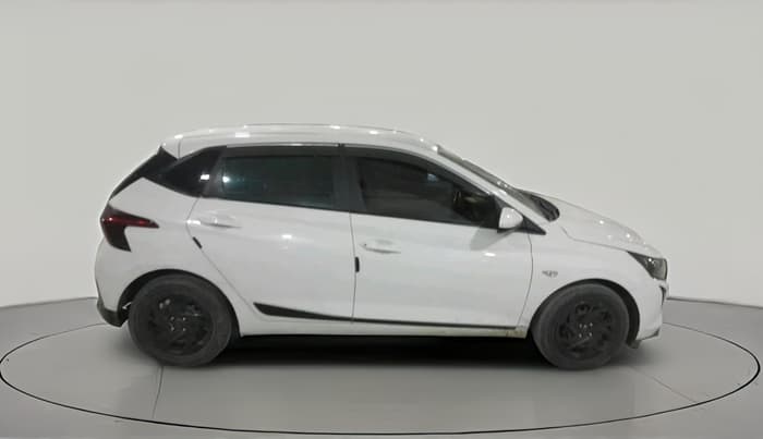 2024 Hyundai NEW I20 MAGNA 1.2 MT, Petrol, Manual, 28,892 km, exterior