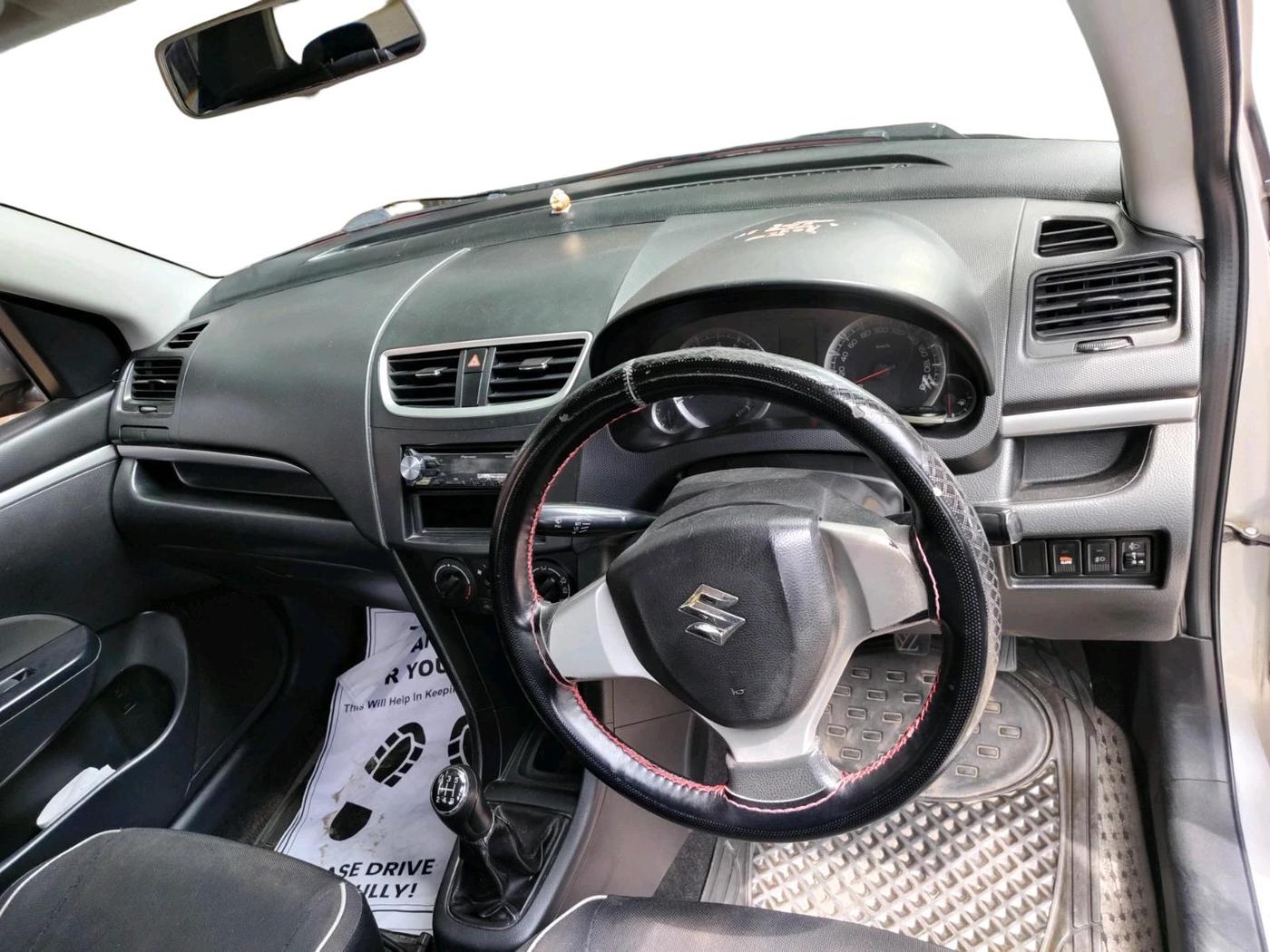 2012 Maruti Swift VXI, Petrol, Manual, 1,55,533 km, interior