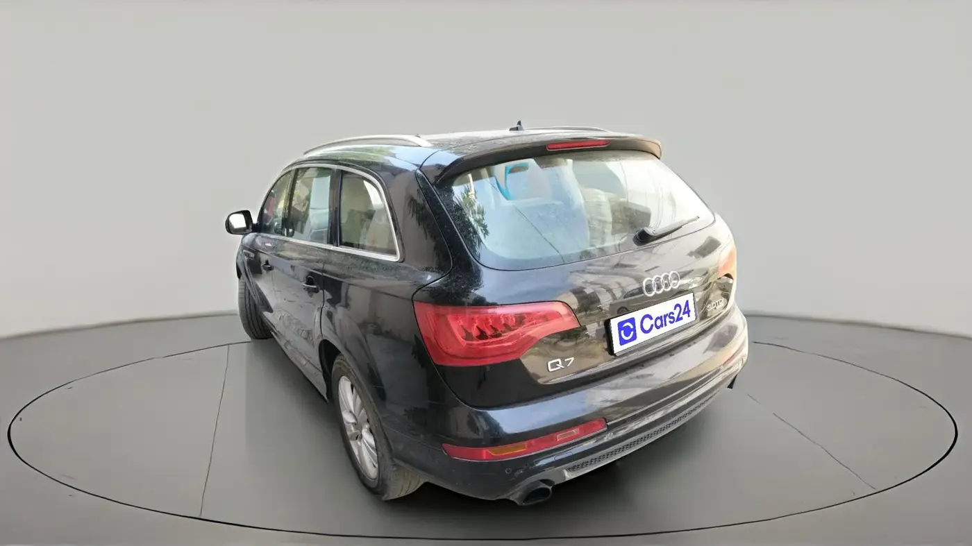 2014 Audi Q7 3.0 TDI QUATTRO, Diesel, Automatic, 1,99,918 km, exterior
