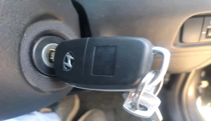 2020 Hyundai Creta E 1.5 DIESEL, Diesel, Manual, 2,17,224 km, interior