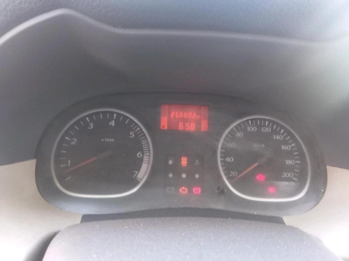 2013 Renault Duster 110 PS RXL DIESEL, Diesel, Manual, 2,58,802 km, interior