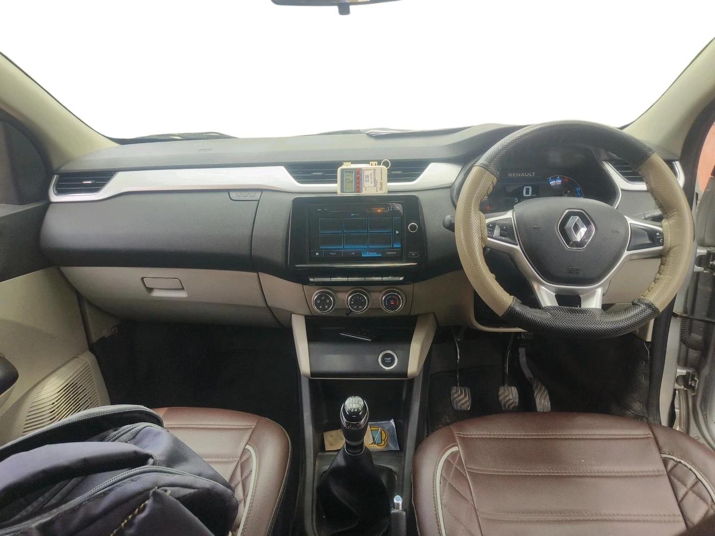 2023 Renault TRIBER RXZ, Petrol, Manual, 52,357 km, interior