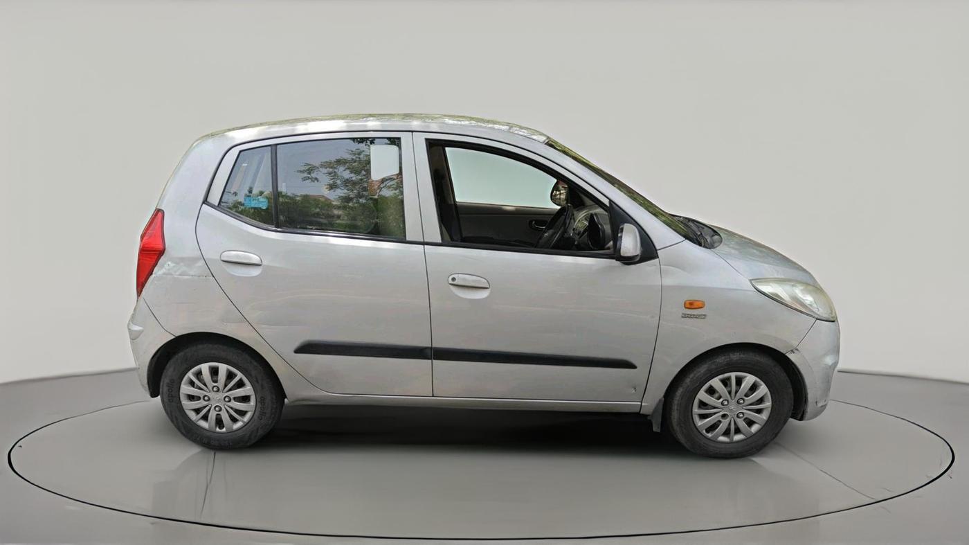 2016 Hyundai i10 SPORTZ 1.1, Petrol, Manual, 85,150 km, exterior