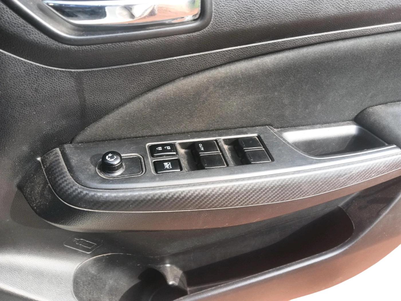 2021 Maruti Swift VXI, Petrol, Manual, 93,345 km, interior