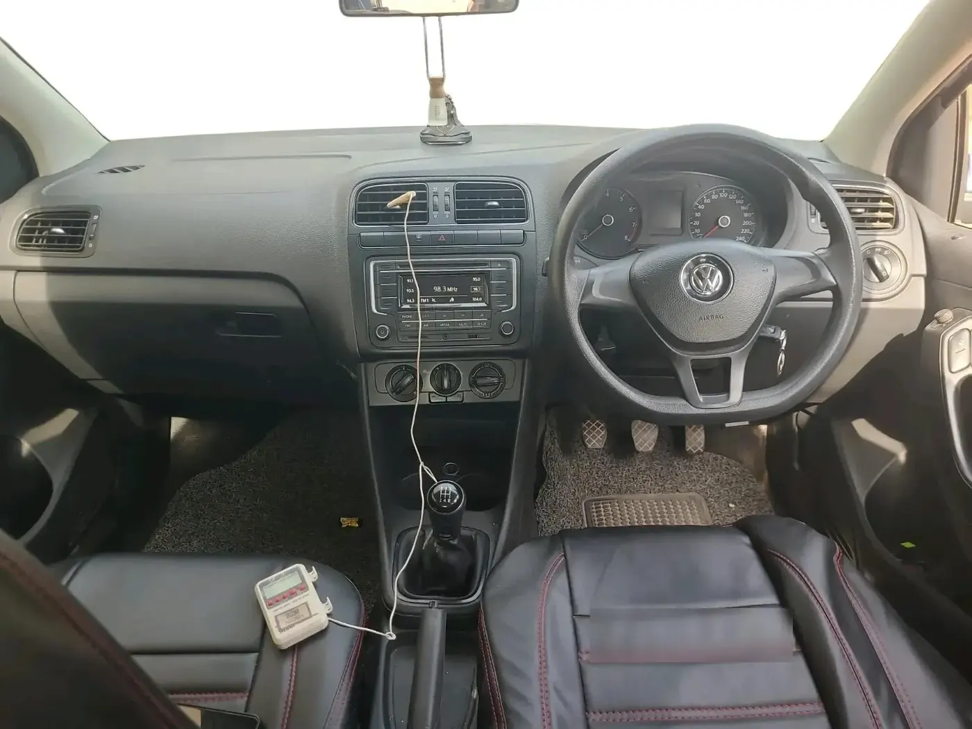 2018 Volkswagen Polo COMFORTLINE 1.0L MPI, Petrol, Manual, 75,000 km, interior