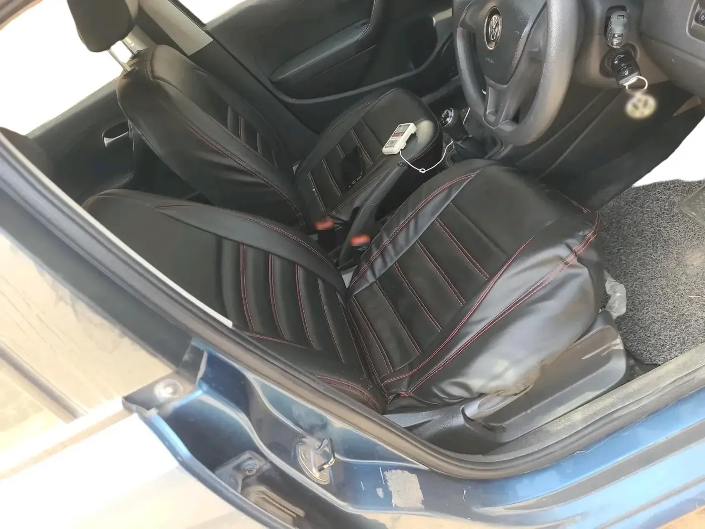 2018 Volkswagen Polo COMFORTLINE 1.0L MPI, Petrol, Manual, 75,000 km, interior