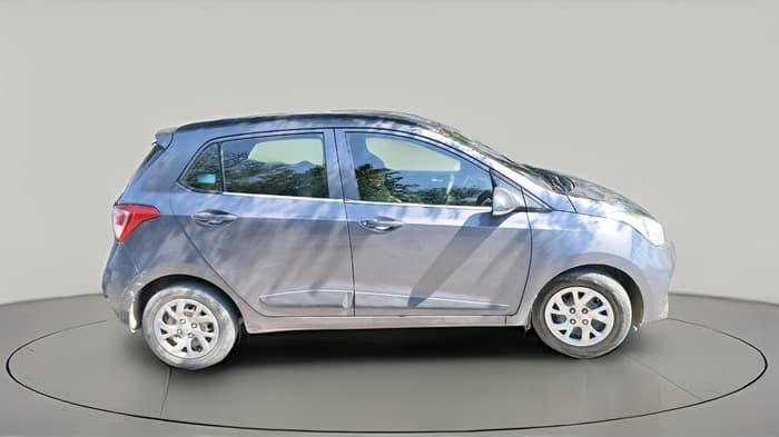 2017 Hyundai Grand i10 SPORTZ (O) 1.2 KAPPA VTVT, CNG, Manual, 1,62,706 km, exterior